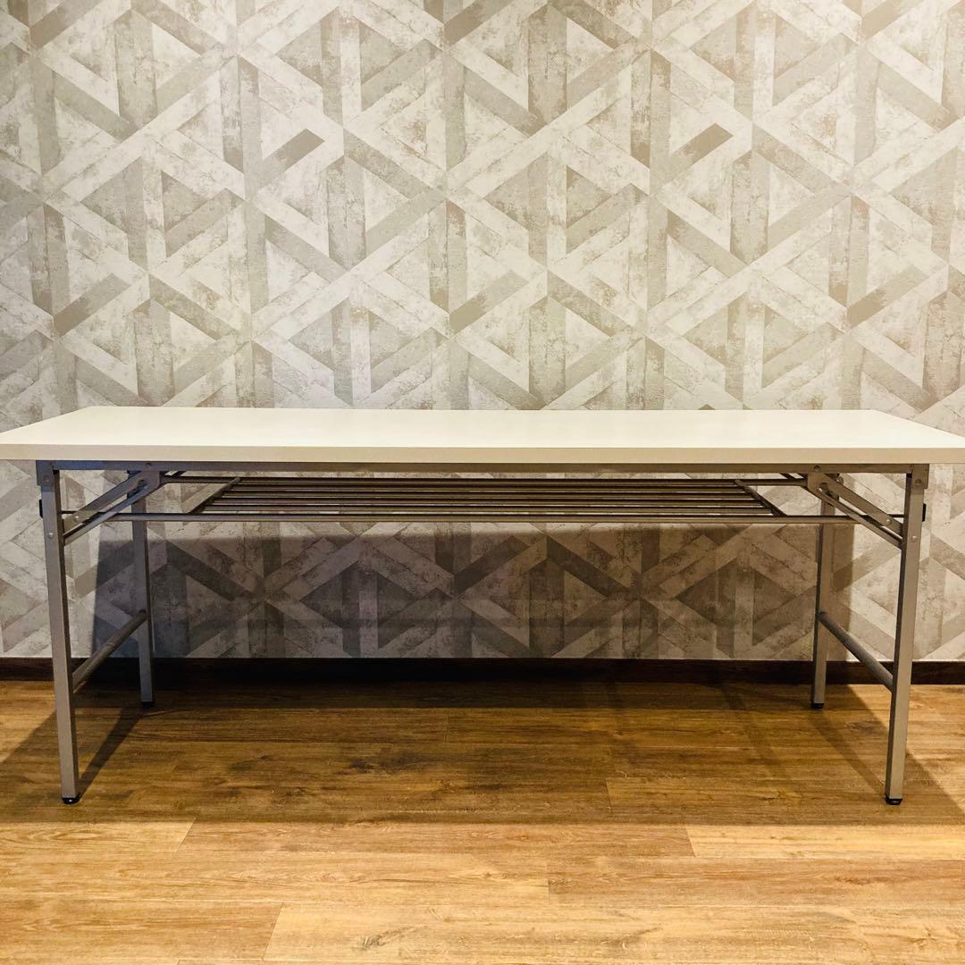 長机　折りたたみ机　テーブル　会議机　フリーマーケット　ホワイト