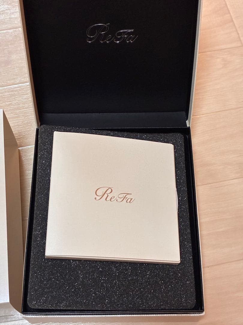 リファ　ReFa　カラット　レイ　マッサージ　ケア　正規品　美顔器　ローラー