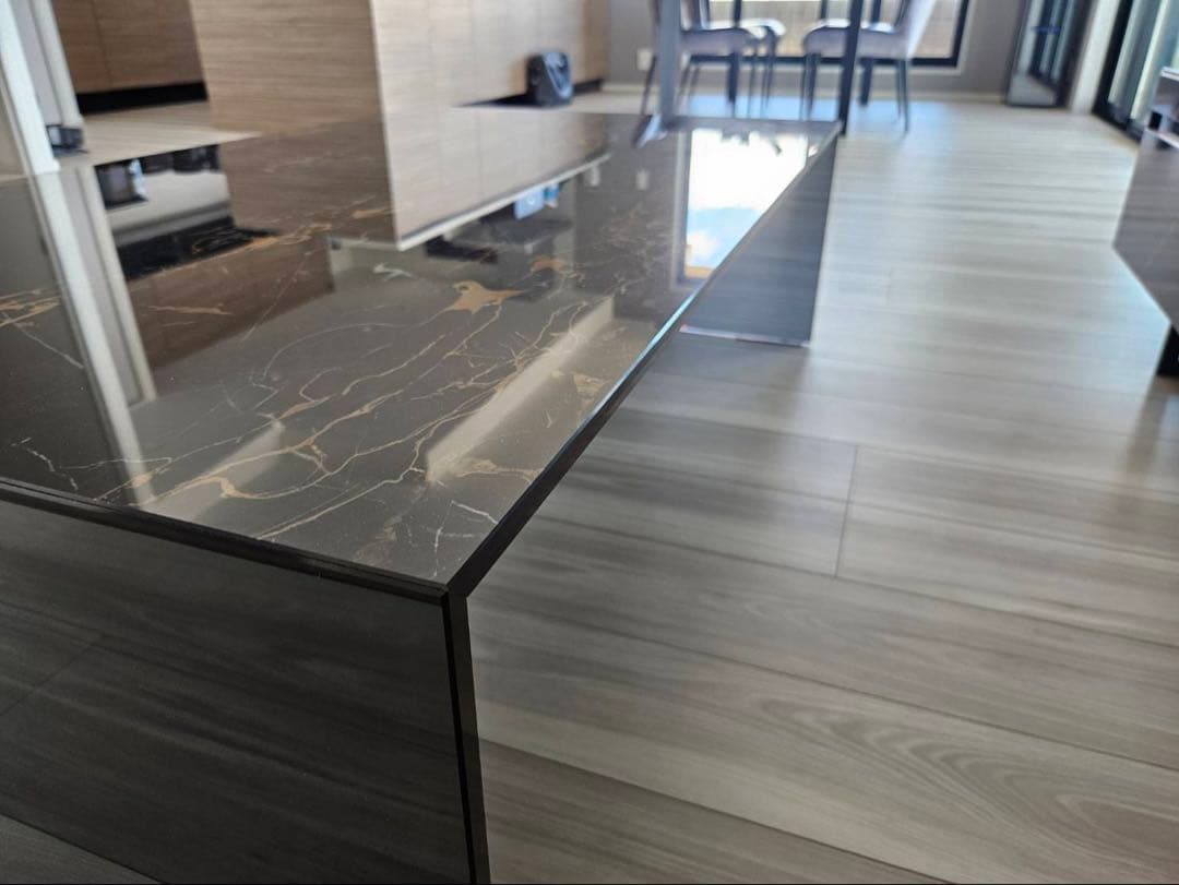 カリガリス　テーブル　ブラックマーブル　ローテーブル　美品　人気カラー