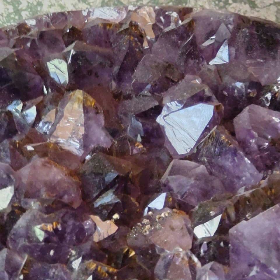 アメジスト　クラスター　約10キロ強　天然石　紫水晶　ウルグアイ産　台付