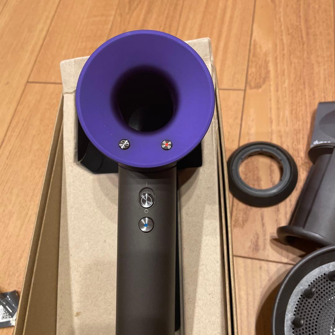 ダイソン dysonドライヤー hd08