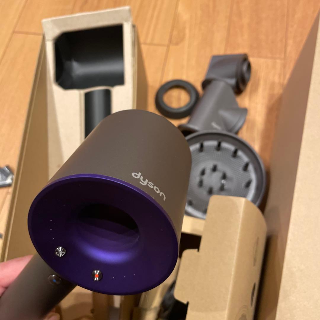ダイソン dysonドライヤー hd08