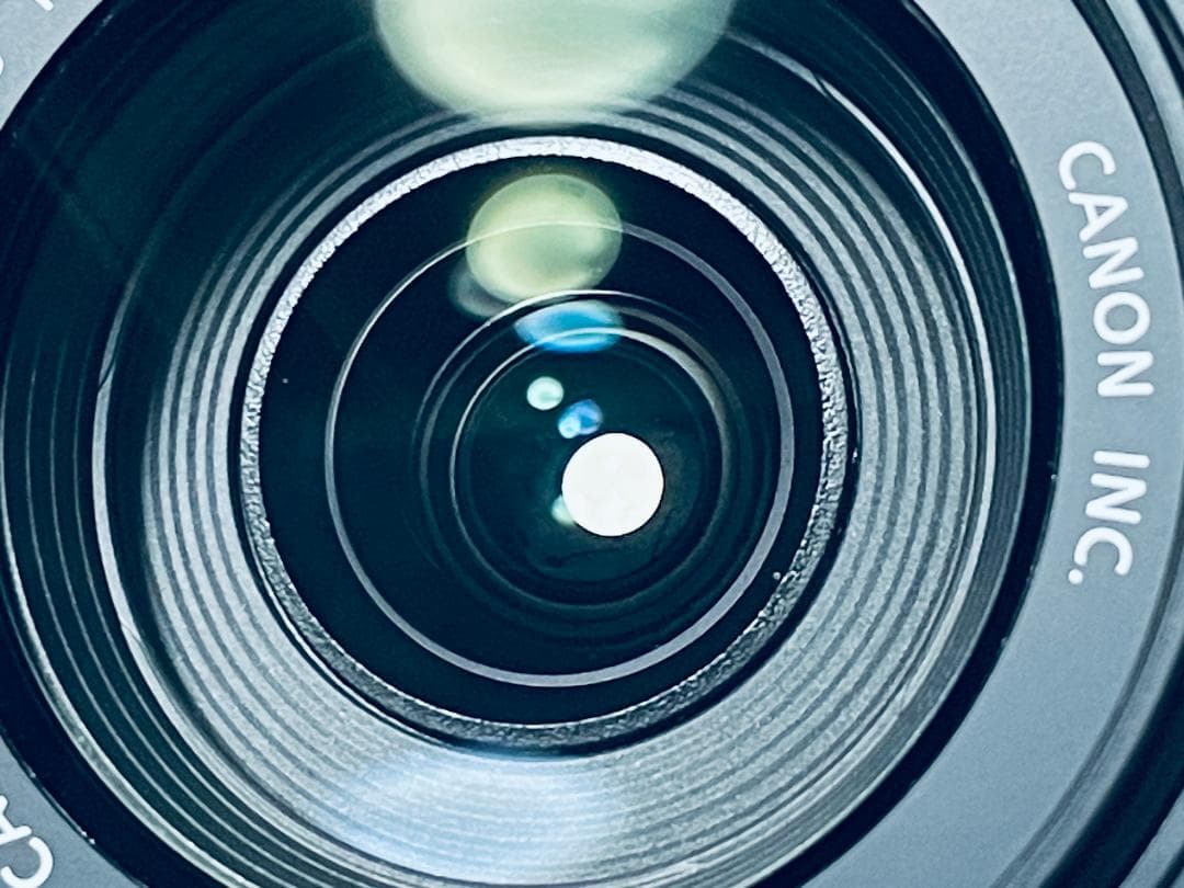✨極上✨Canon キヤノン EF-S 18-135mm f3.5-5.6 IS