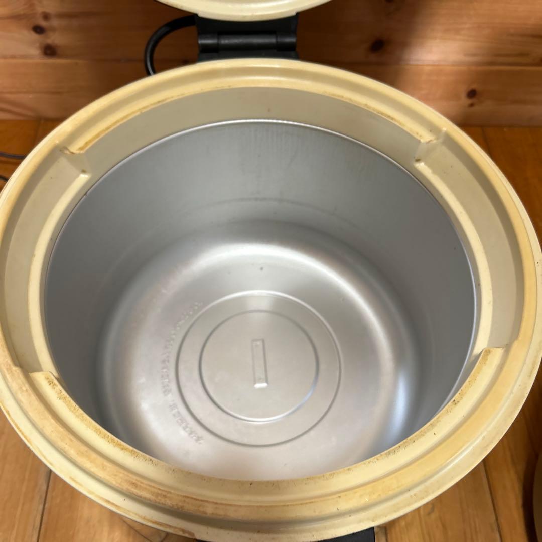 Zojirushi 象印、炊飯器、業務用￼ステンレス炊飯器