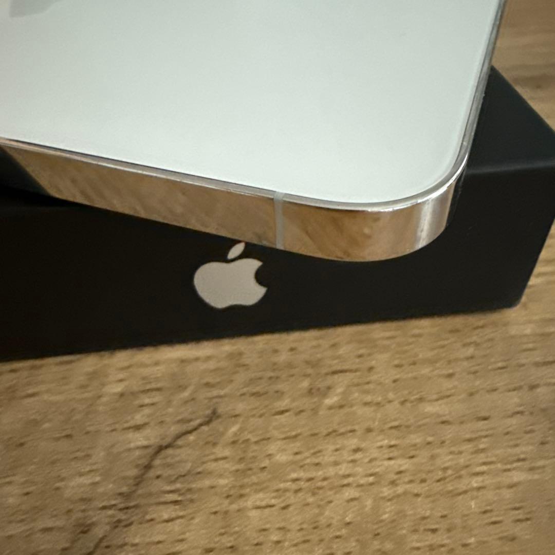 iPhone 12 Pro Max シルバー 256GB