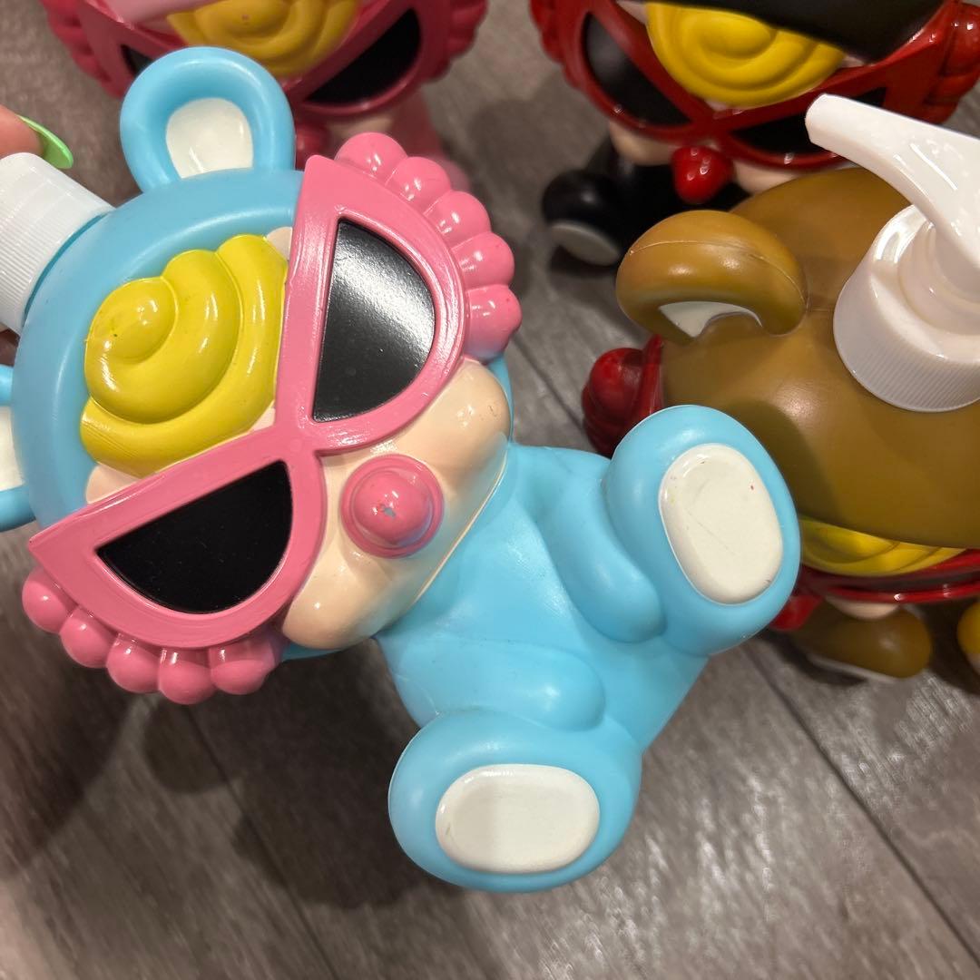 ヒステリックミニ　１３点セット　ポンプディスペンサー　鉛筆削り　ケース