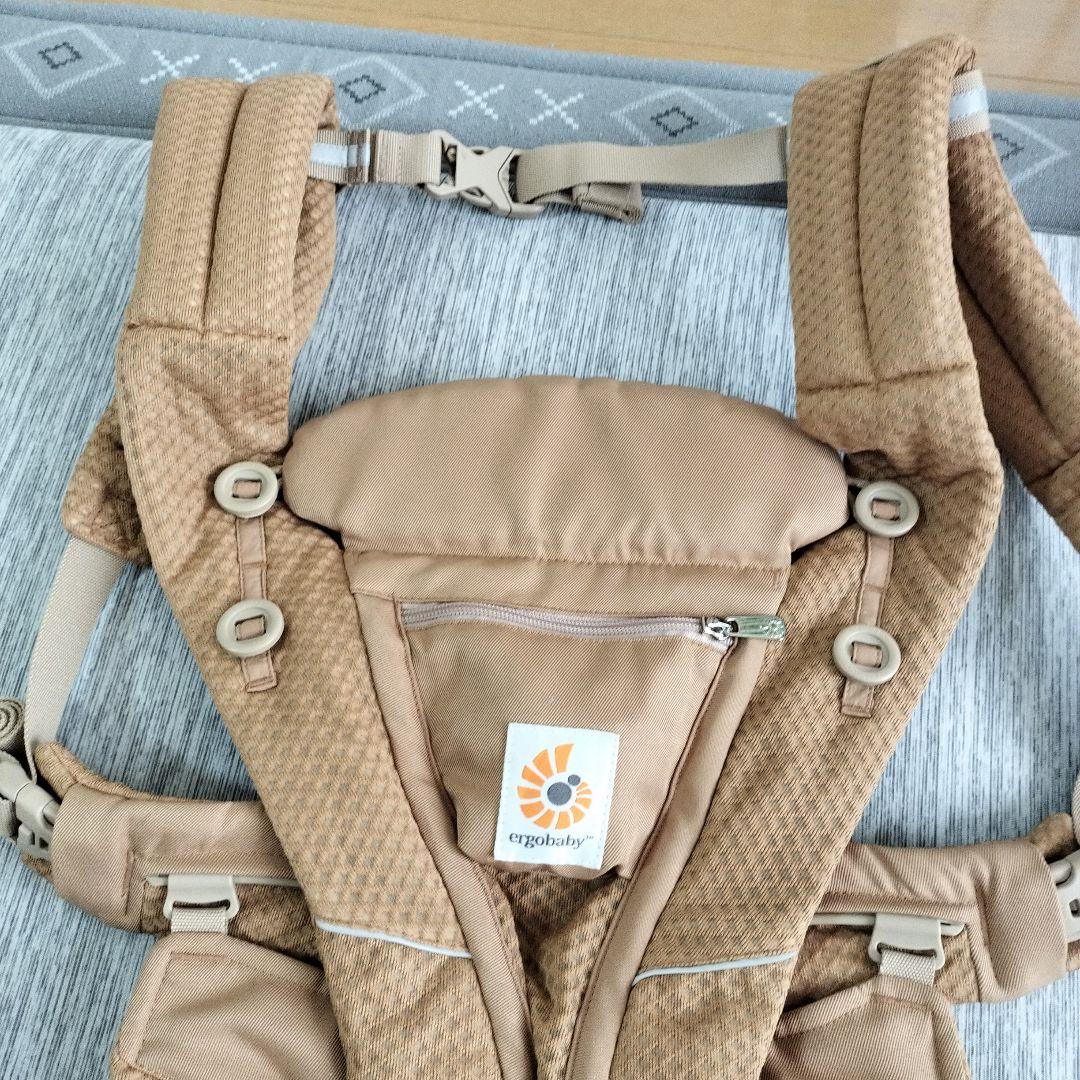 エルゴベビー　オムニブリーズ 抱っこ紐　キャメルブラウン　よだれカバーおまけ付き