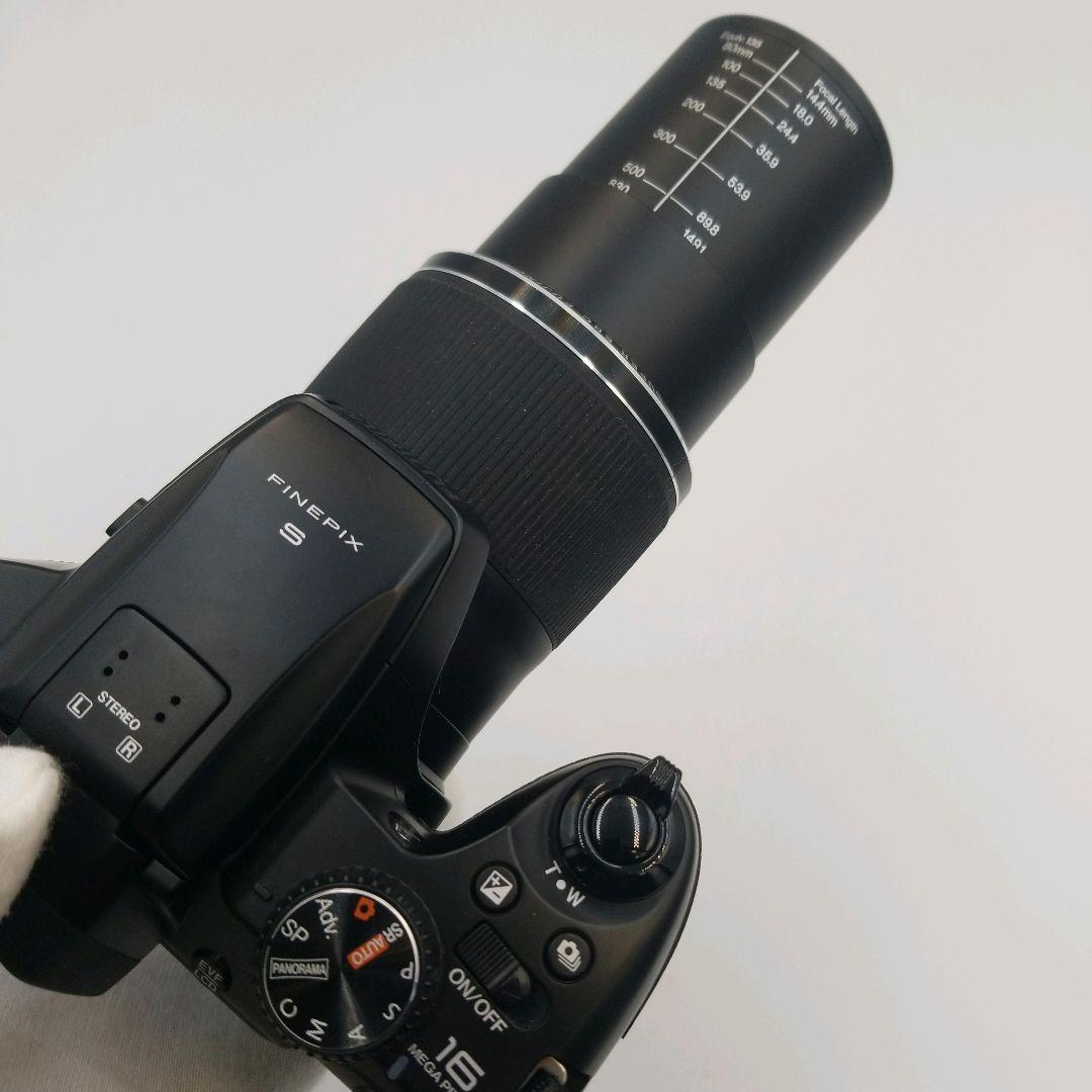 【美品】FUJIFILM　ファインピクス　一眼レフ　デジカメ　望遠　電池式