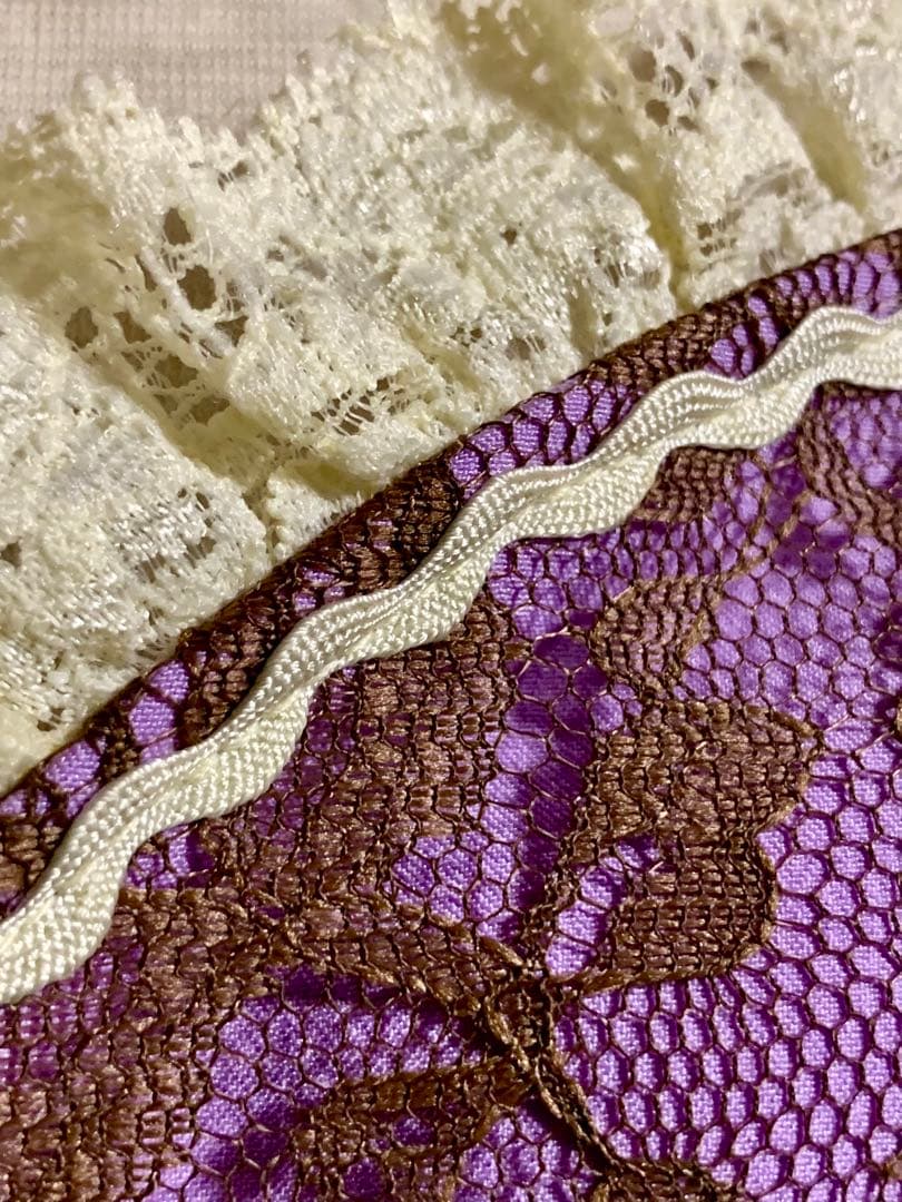 フラメンコ衣装　ソニアジョーンズ上下セットベルト付き　サイズMA