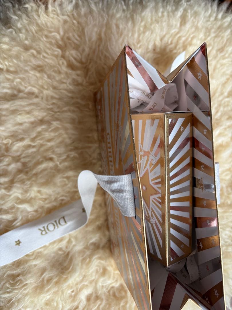 DIOR クチュールアイパレット （ホリデーコレクション 2025限定品