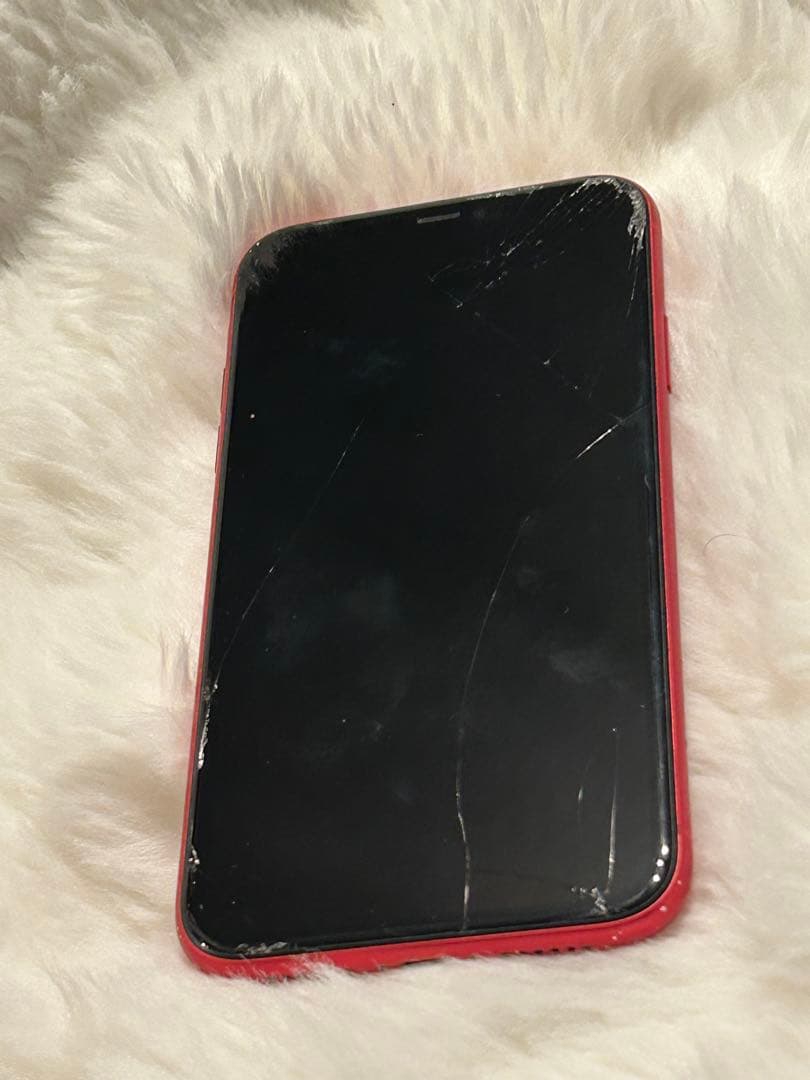 Apple iPhone 11 赤色 本体