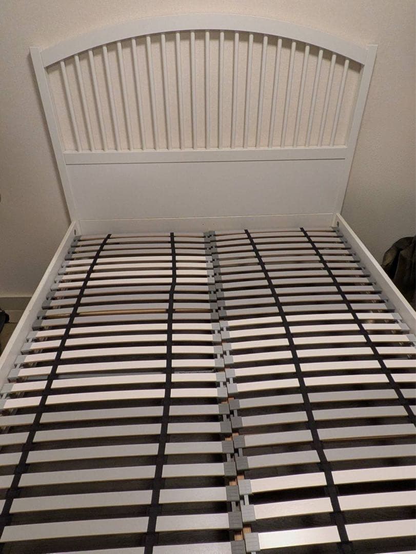 TYSEDAL ベッドフレーム ホワイト クイーンサイズ