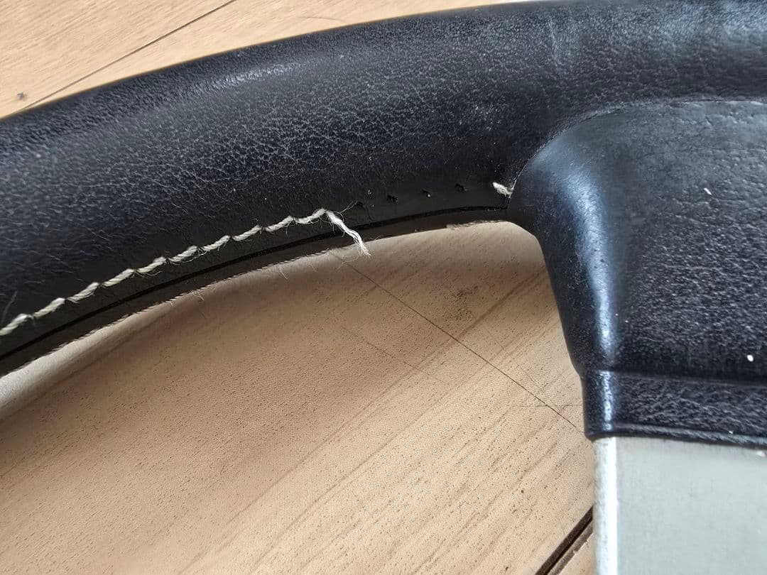 ABARTH 旧車ステアリング 本体　イタリア製