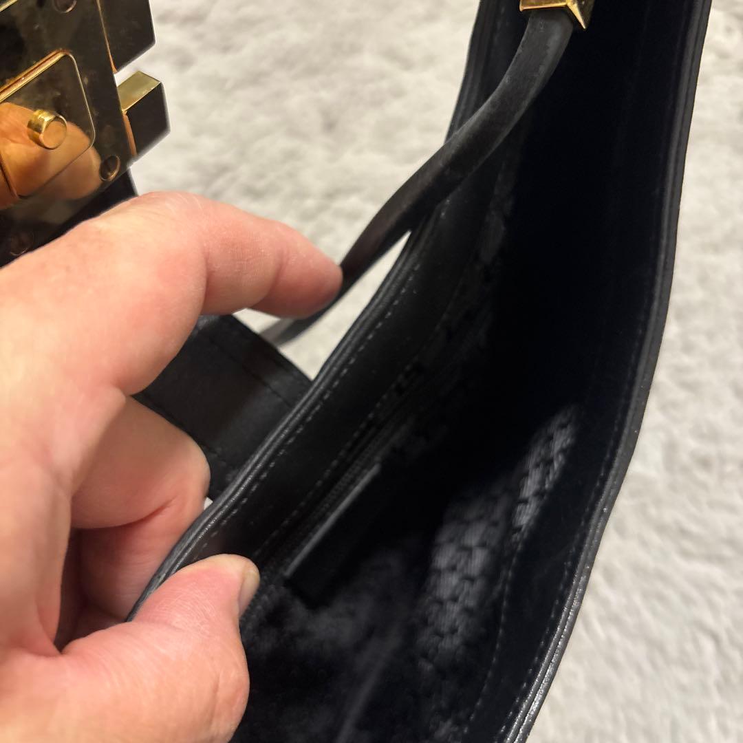 GUCCI ワンショルダーバック