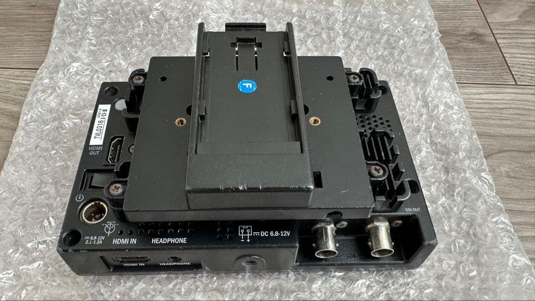 TVLogic VFM-058W5.5型フルHD対応ビューファインダーモニター