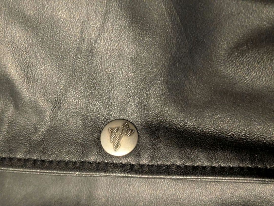 AVIREX オールレザー スタジャン