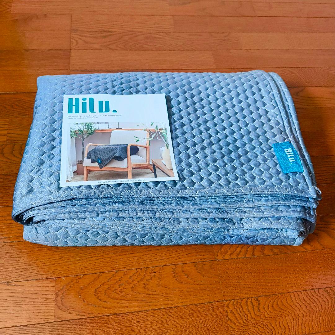 HILU. 温度調整ブランケット グレー　ラージサイズ