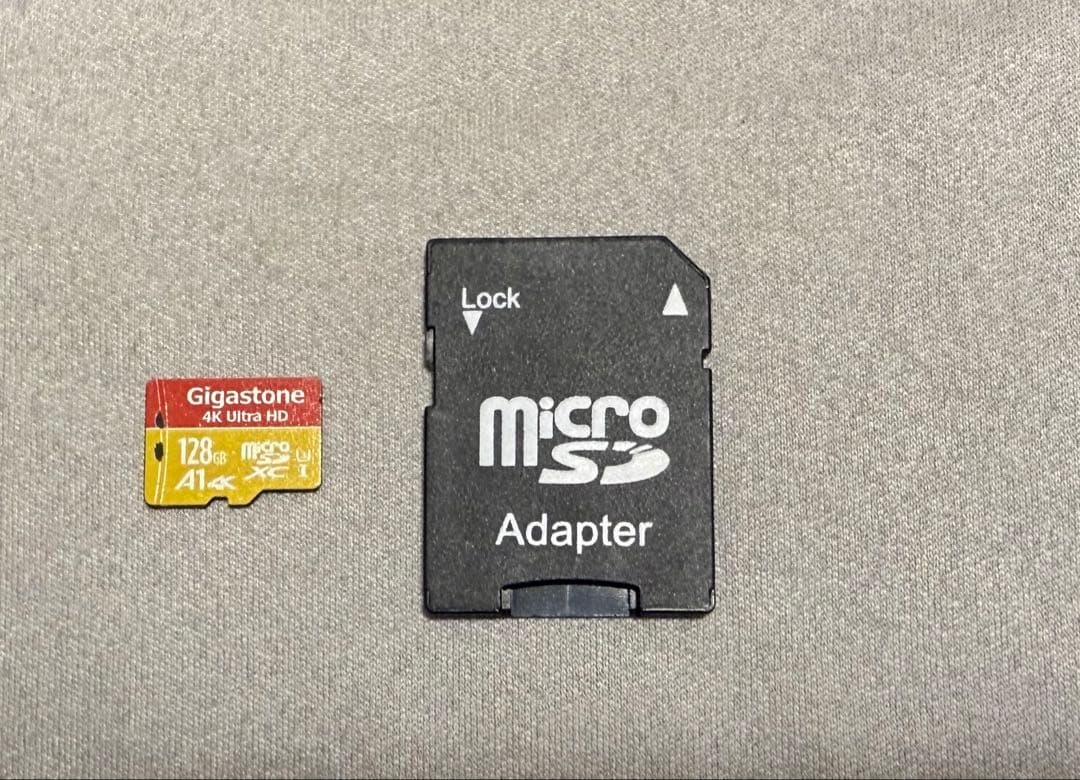 Nikon D7000一眼レフカメラ マイクロSDカード128GB付属