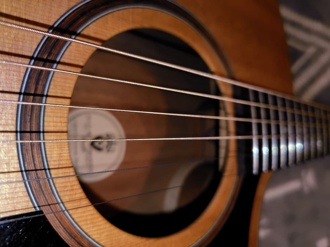 けいちょ　Guildアコースティックギター　AO-3CE