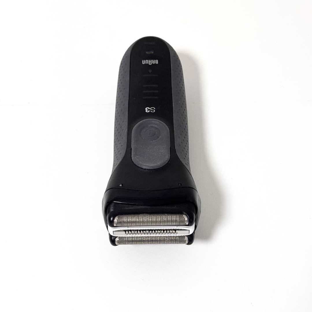 【未使用級】ブラウン Series3 洗浄器付 替刃＋洗浄液セット