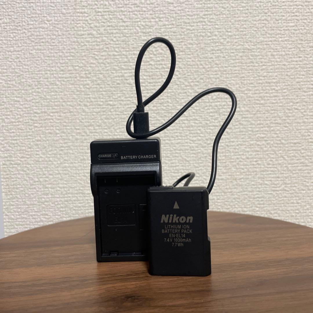 【デジタル一眼レフ】 Nikon D3100