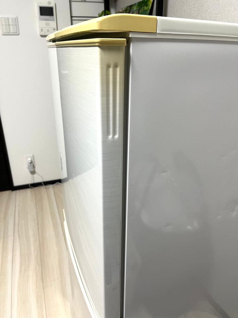 シャープ 冷蔵庫 SJ-14W-W 137L 一人暮らし 左開き 右開き