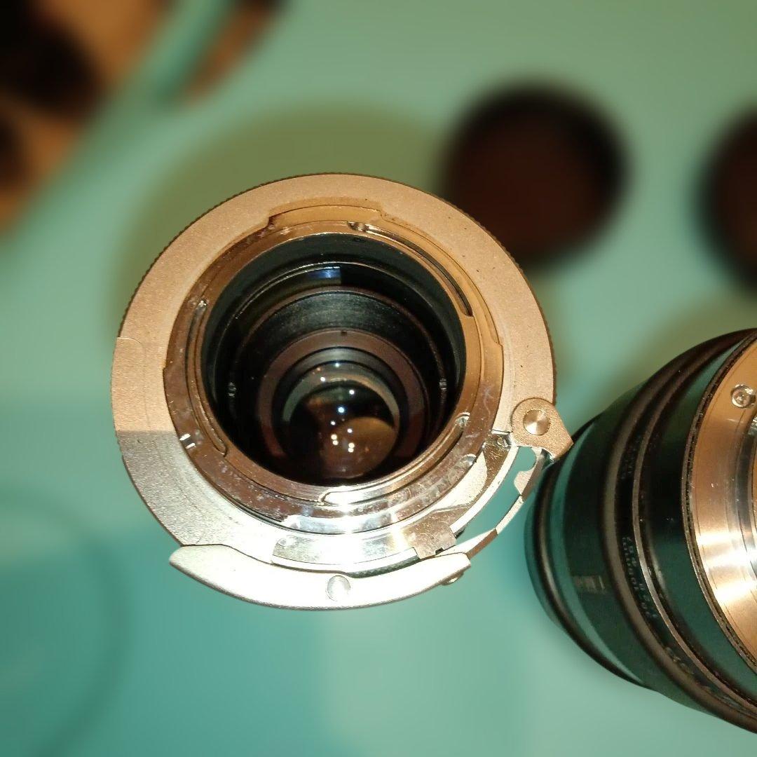 カメラ　レンズ
