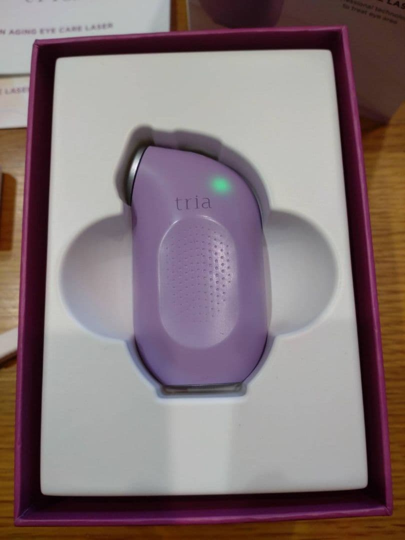 トリア エイジングアイケアレーザー パープル