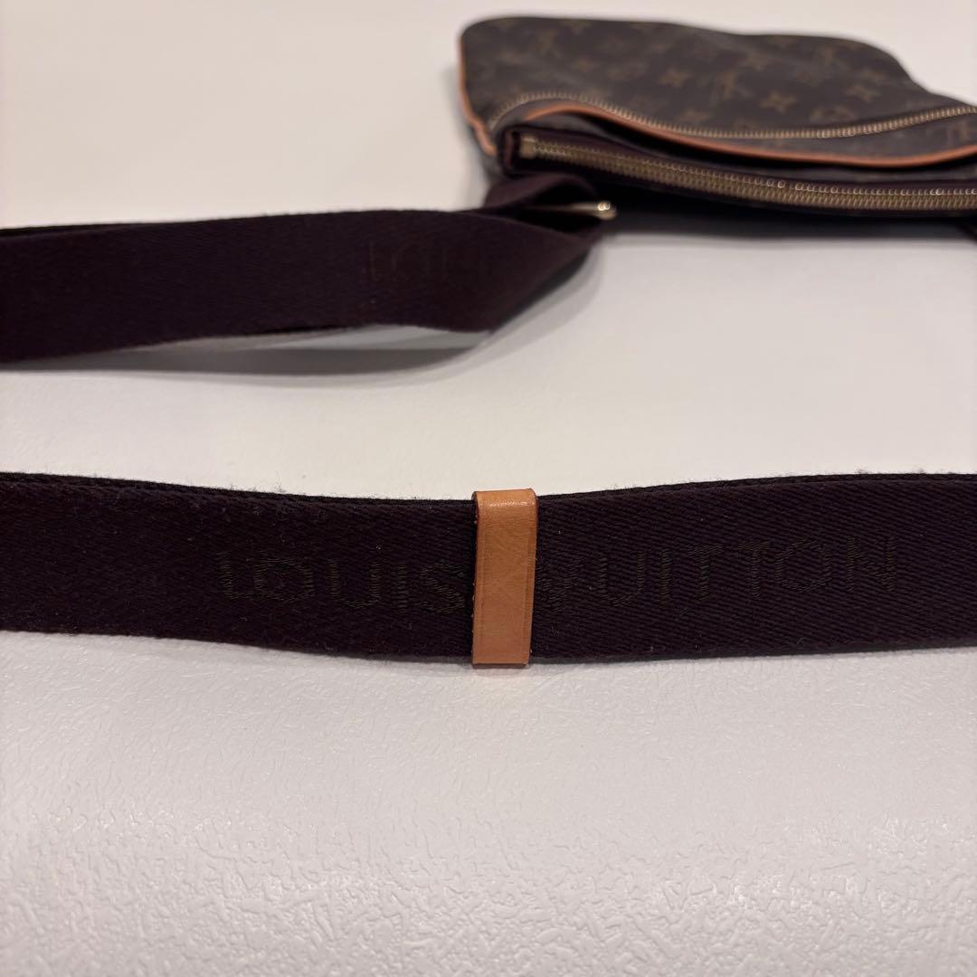 ルイ・ヴィトン　ポシェット・ヴァルミー　モノグラムキャンバス