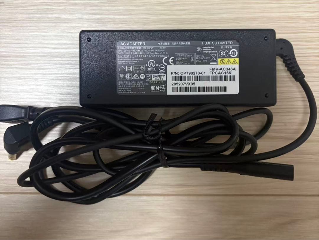 第9世代i7-9750H/16GB/SSD256+HDD3TB/Office美品