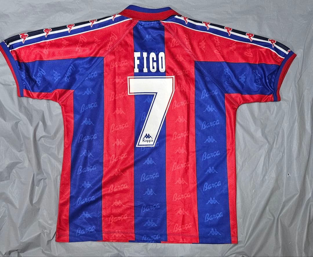 サッカー　希少　ユニフォーム　加入初年度　バルセロナ　フィーゴ