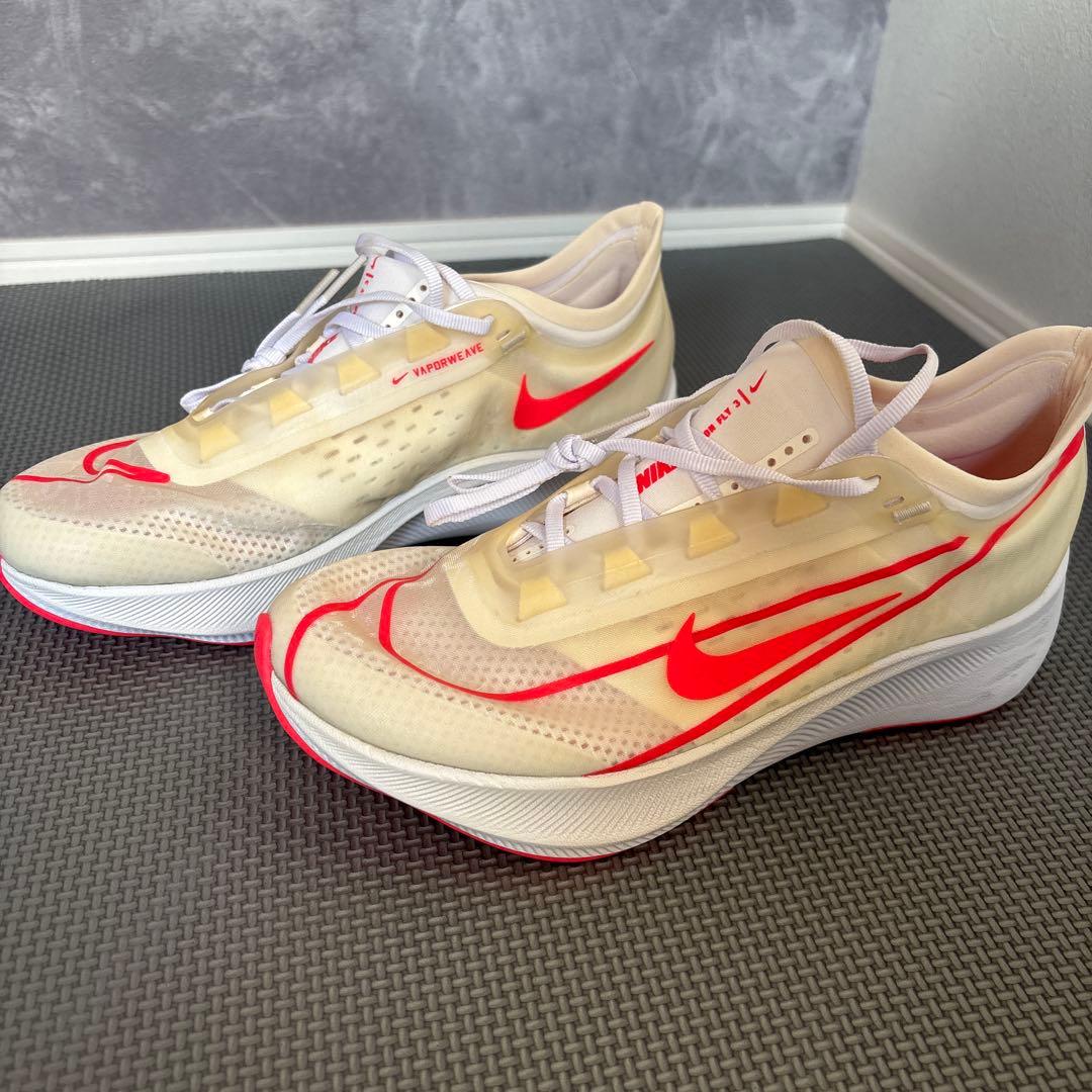 【新品未使用】NIKE ZOOM FLY 3(24.5センチ)
