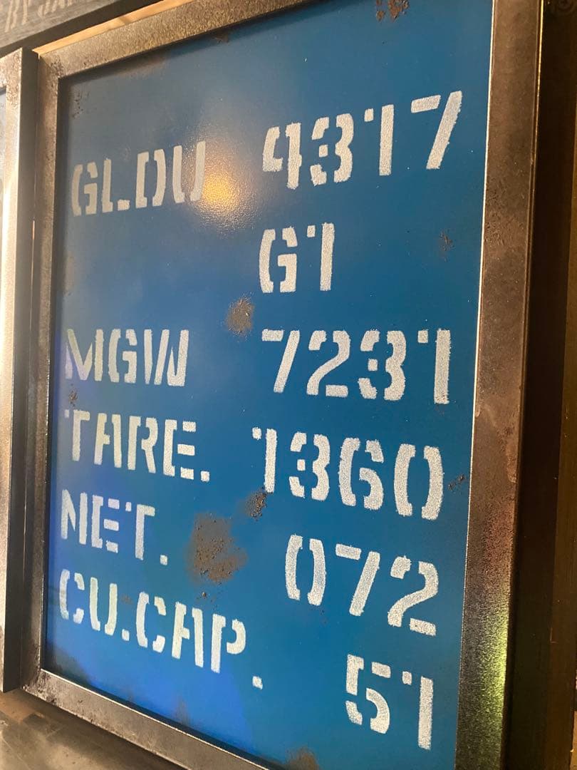 ミリタリー　照明付き　棚　インダストリアル