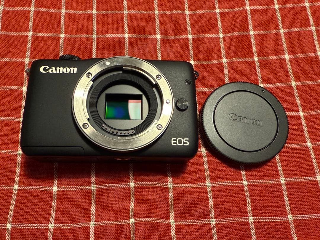 Canon EOS M10 + EF-M 15-45mm レンズセット