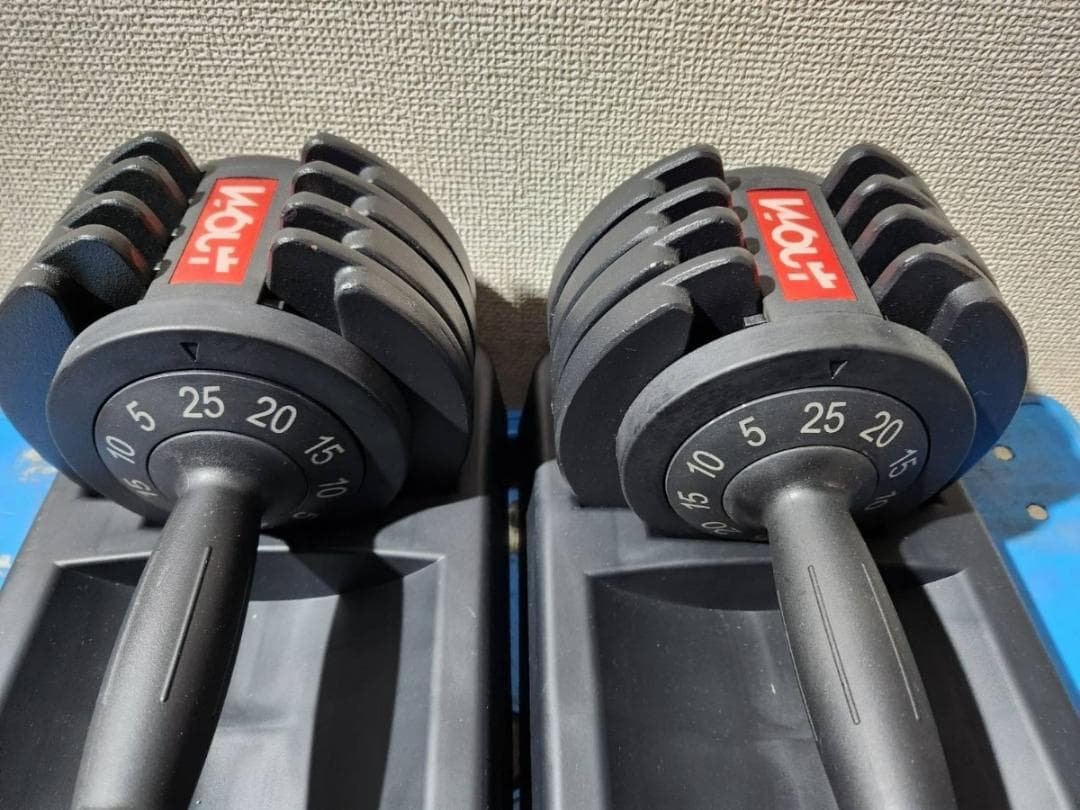 ★Wout/ダンベル/可変式/片手重量調整可最小5kg最大25kg★5段階調節