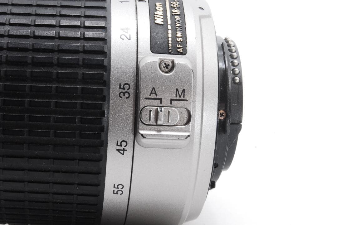 Nikon D40 標準レンズセット 初心者向け【極軽量×簡単操作】