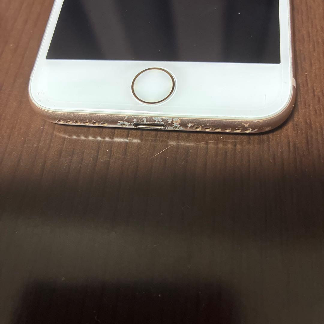 iPhone8 ゴールド Apple