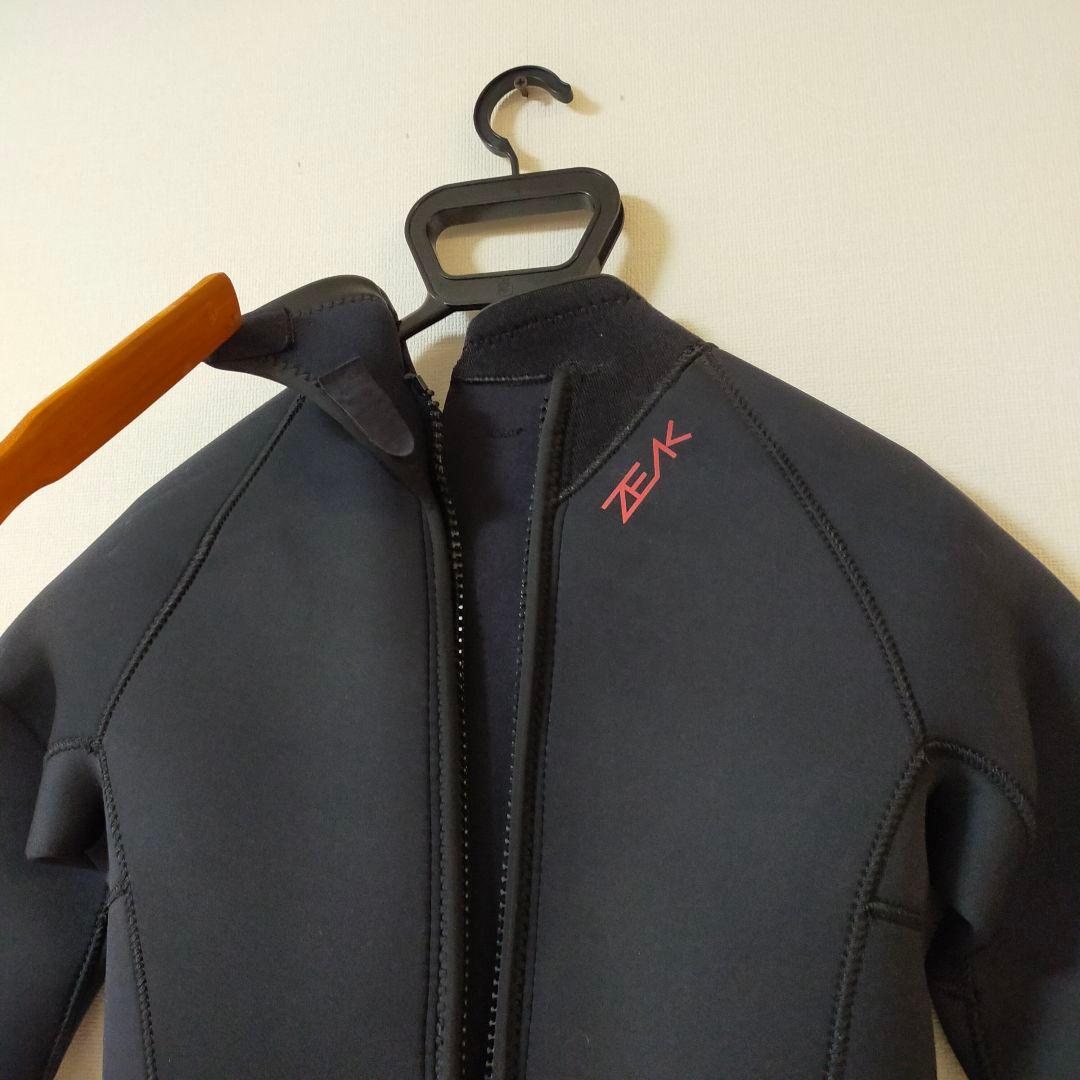 未使用品　ZEAK　ウェットスーツ　5×3ミリ　フルスーツ　Lサイズ