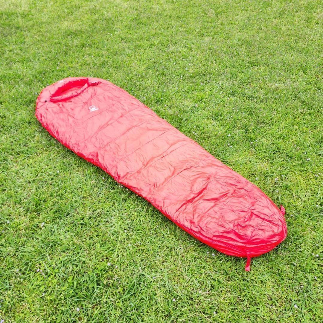 ★SALE★　高級ダウン使用　マミー型　寝袋 ダウンシュラフ　400g　レッド