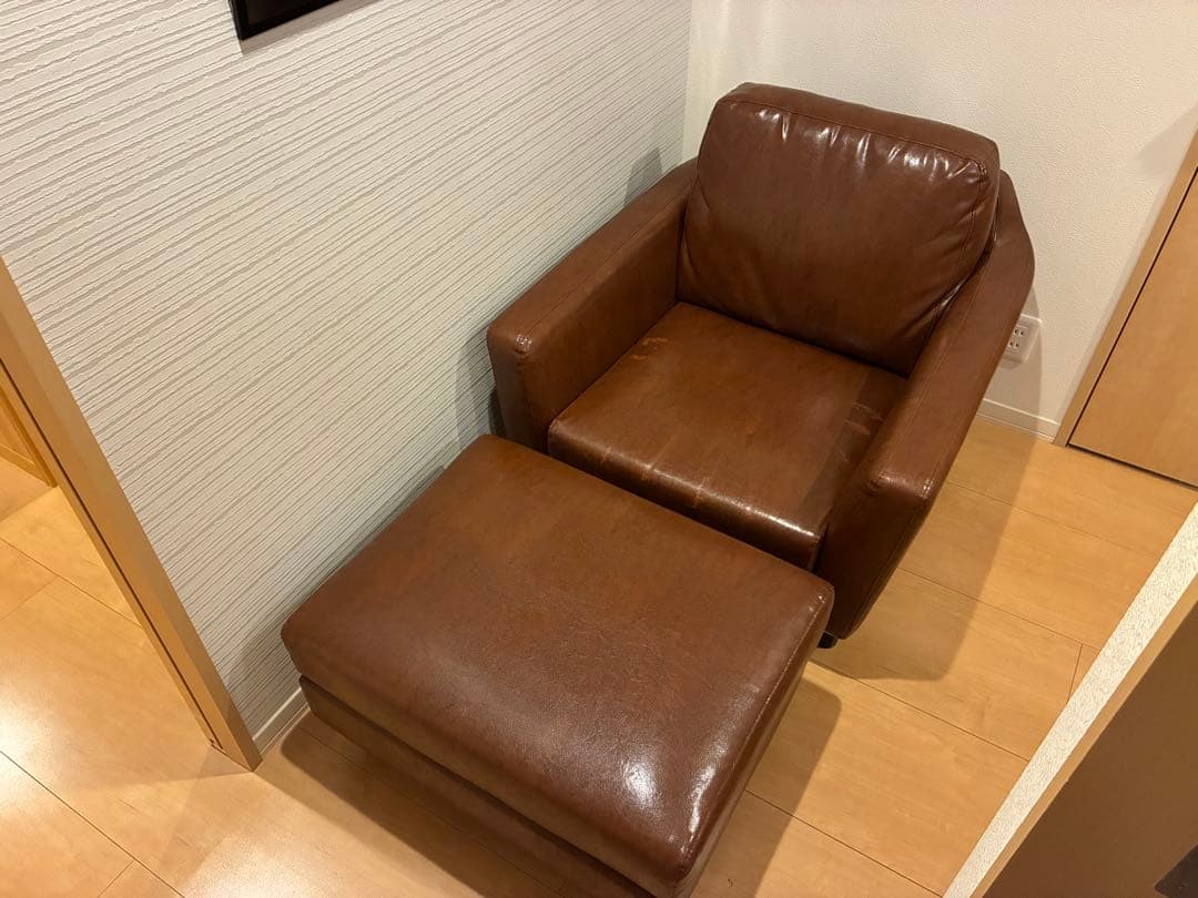 LAURU レザーソファ1人掛けオットマン　ブラウン