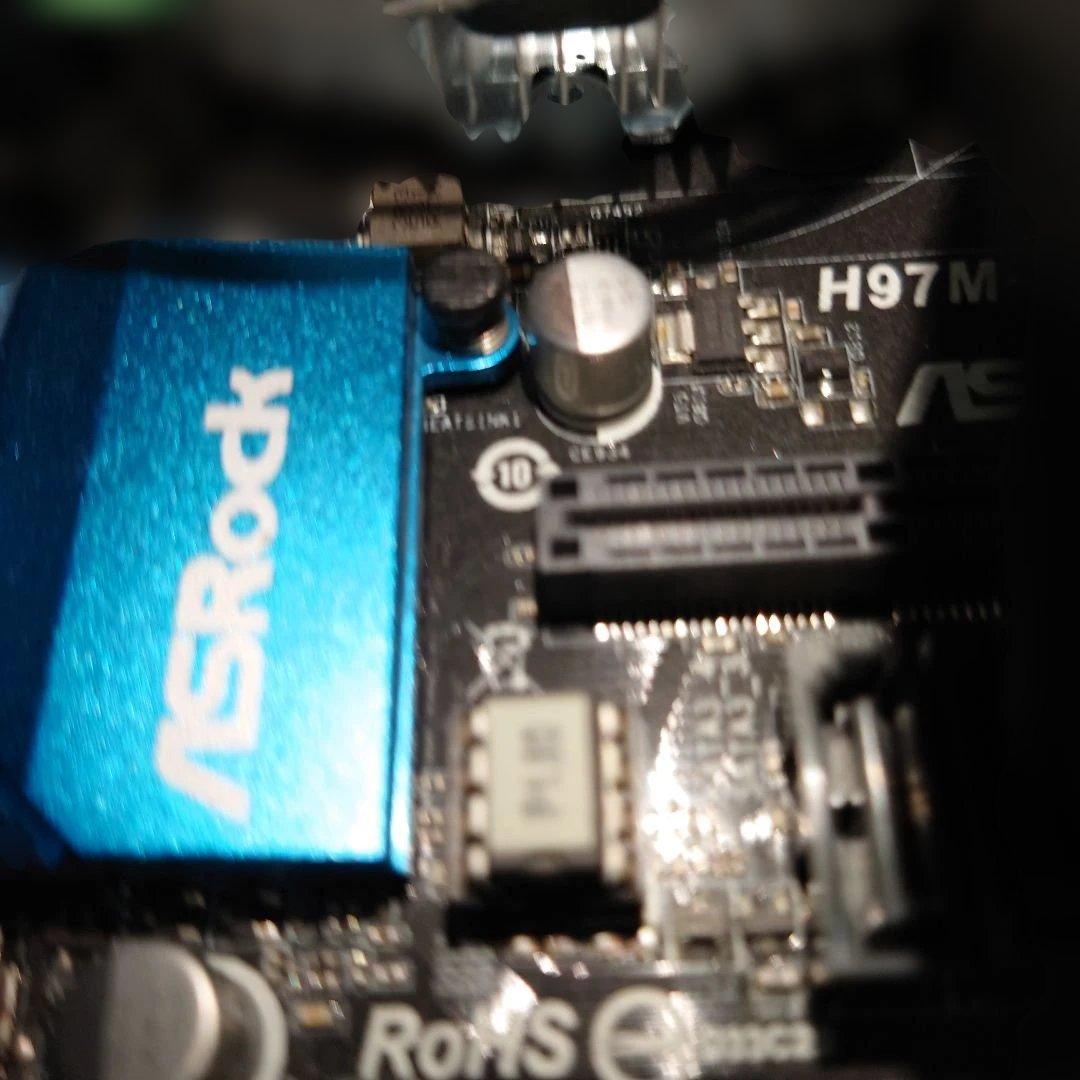 abee パソコン ケース　自作　　Windows10正規品付