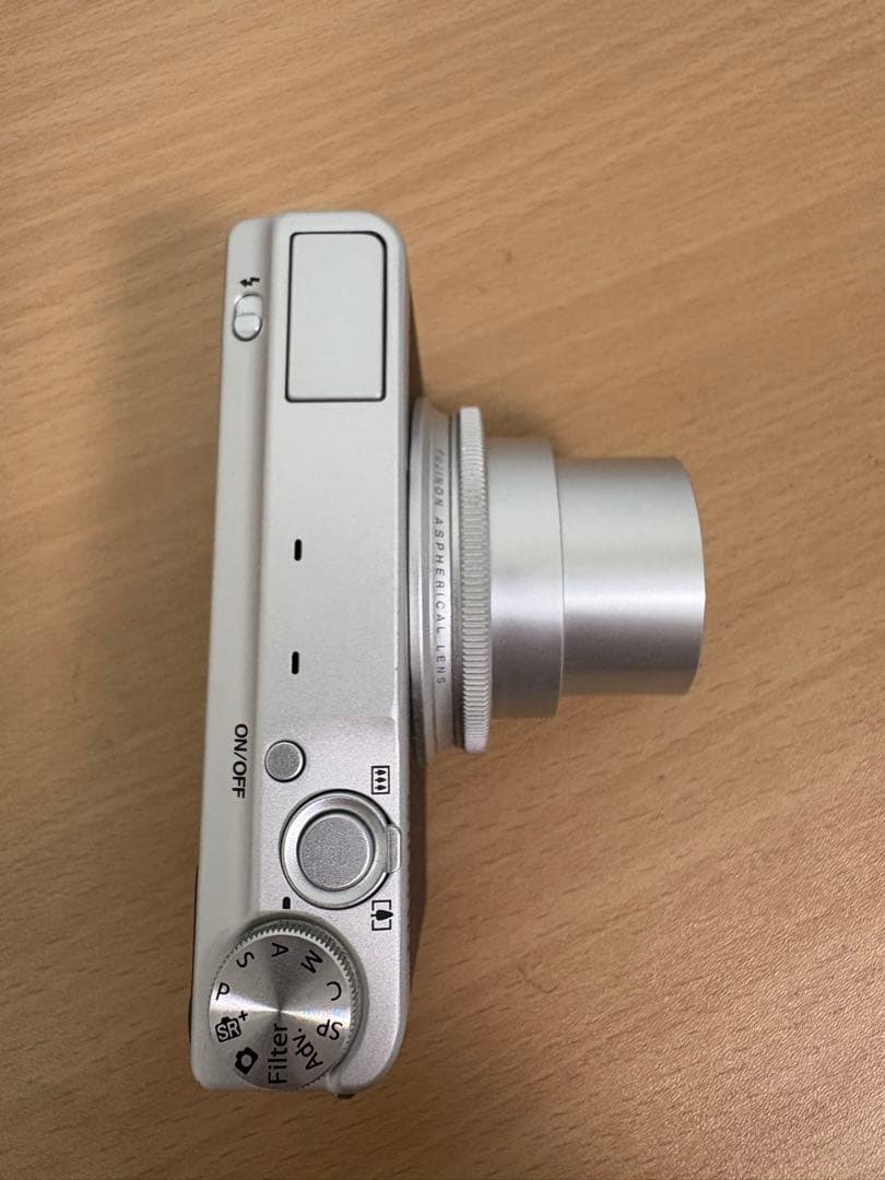 FUJIFILM XQ2 コンパクトデジタルカメラ