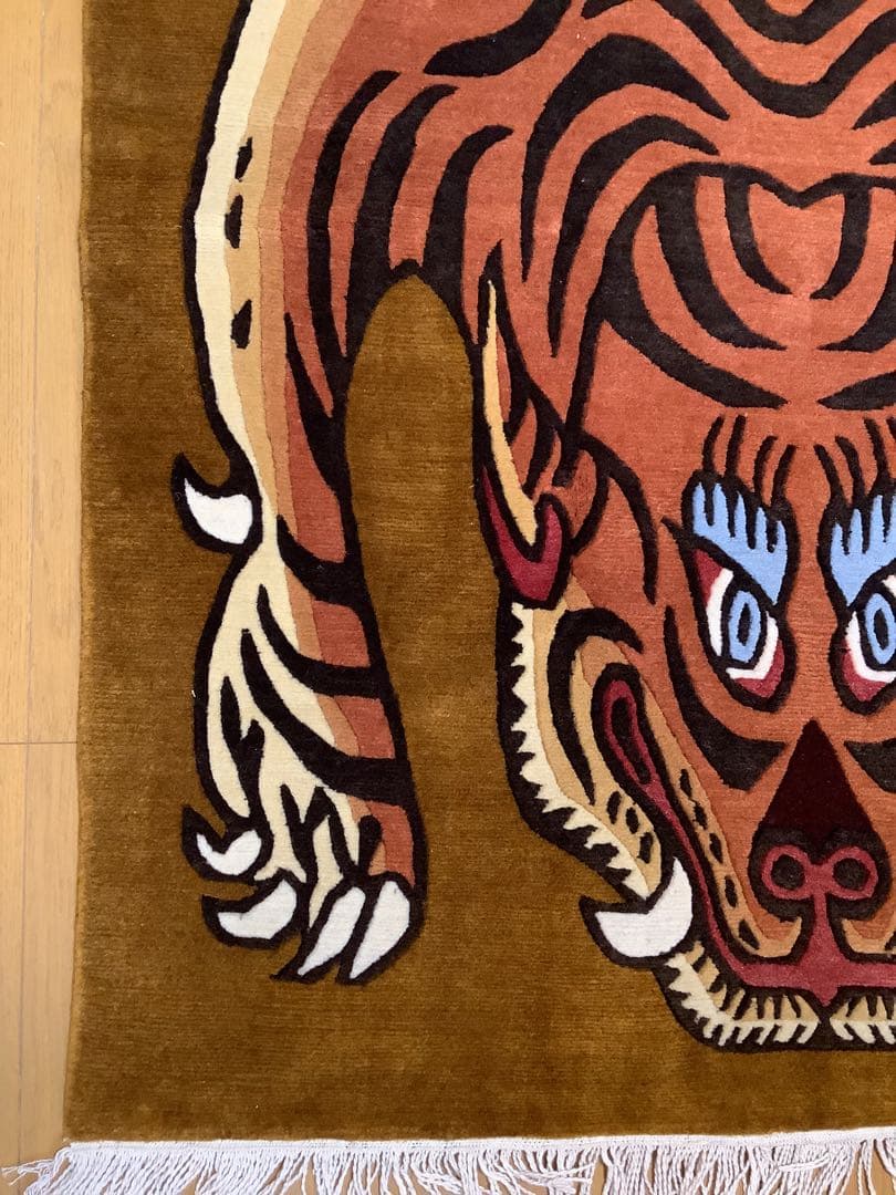 SALE 『本物』 チベット絨毯　チベタンタイガー　特大　約183cm