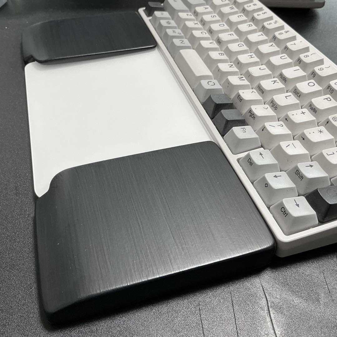 オーダー専用ページ　トラックパッド対応379x115x18パームレスト2台