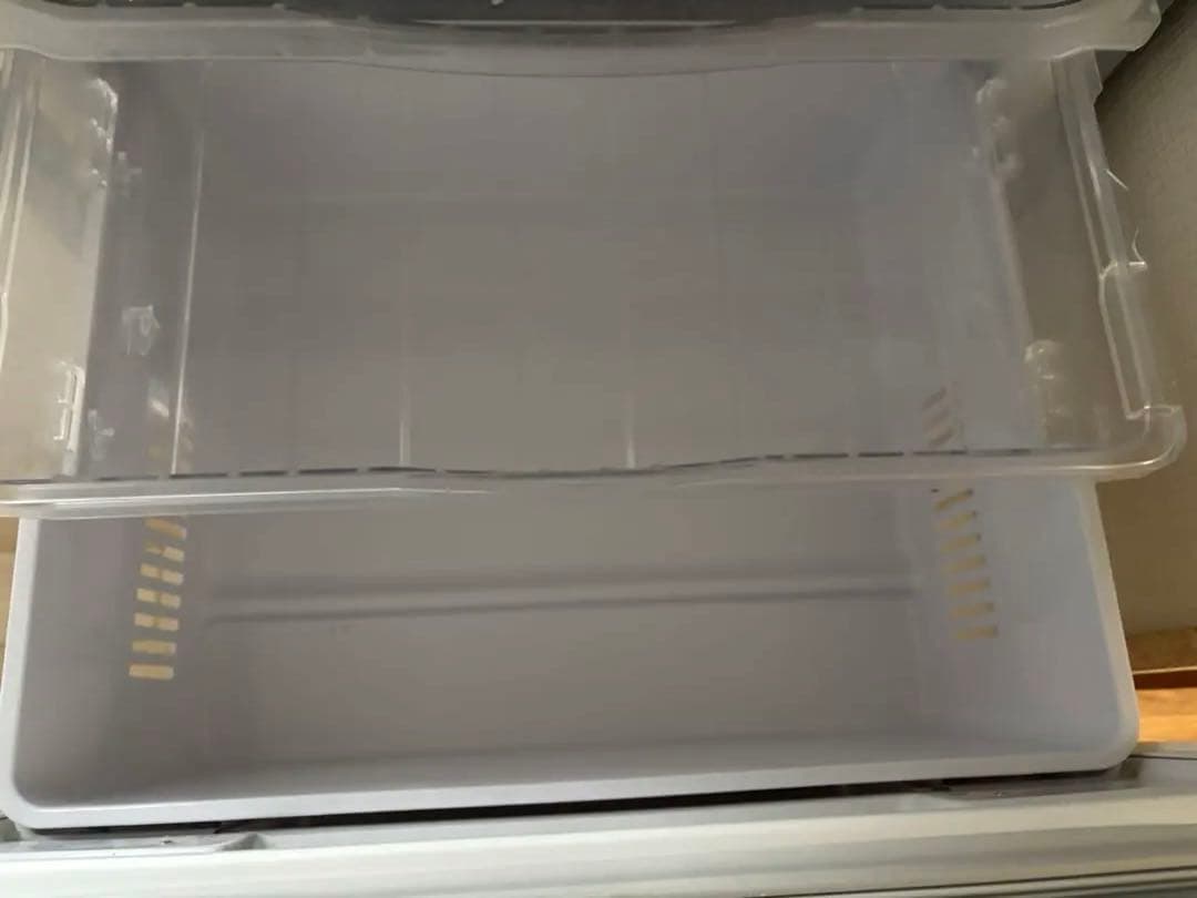 HITACHI 5ドア冷蔵庫 クリスタルシャイン