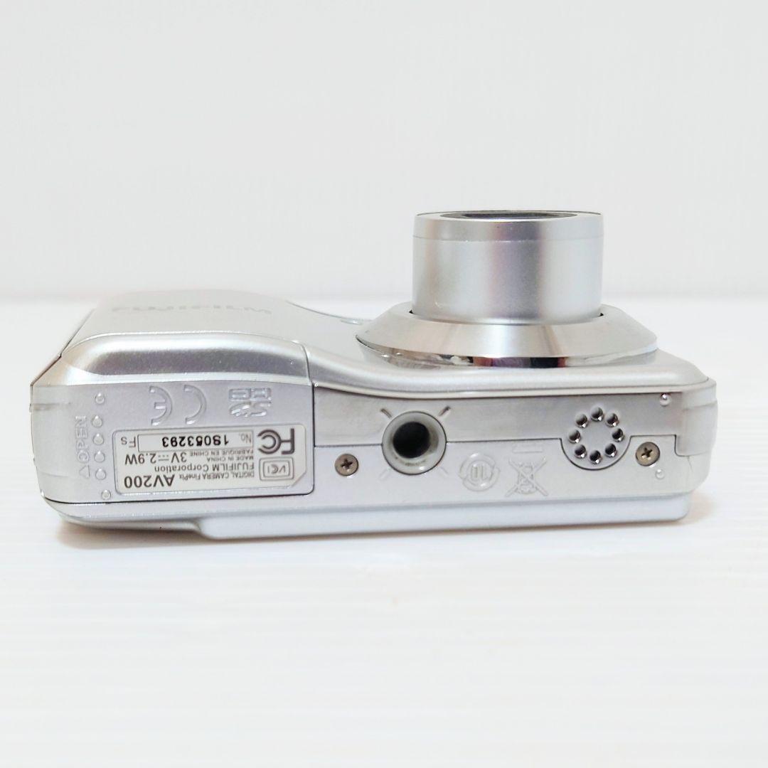 FUJIFILM Fine Pix AV200 デジカメ 美品 a4446