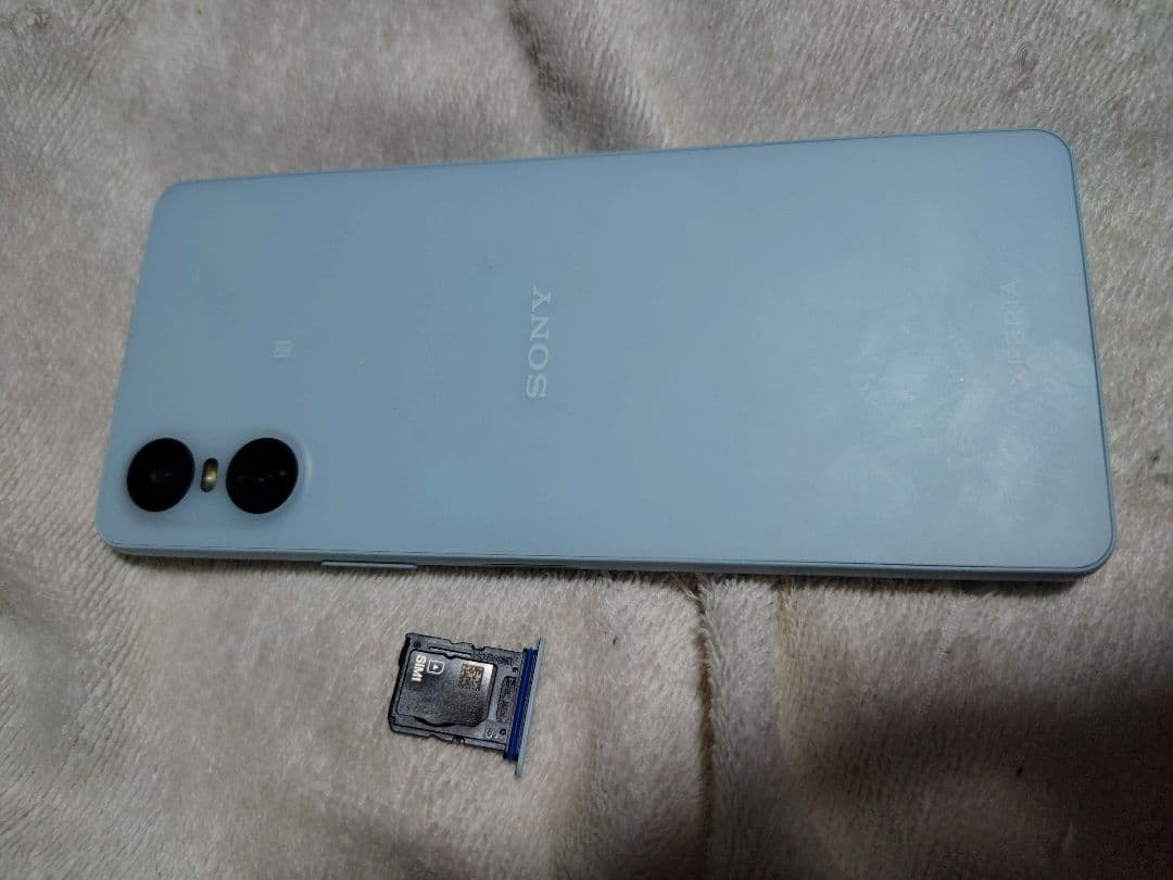 Xperia SO-52E ジャンク 画面割れ ドコモ