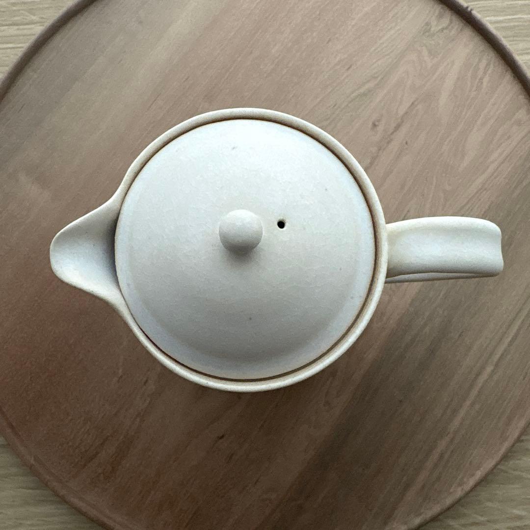 【新品】大和田友香 蓋付きピッチャー・カップ&ソーサー 2客 白マット