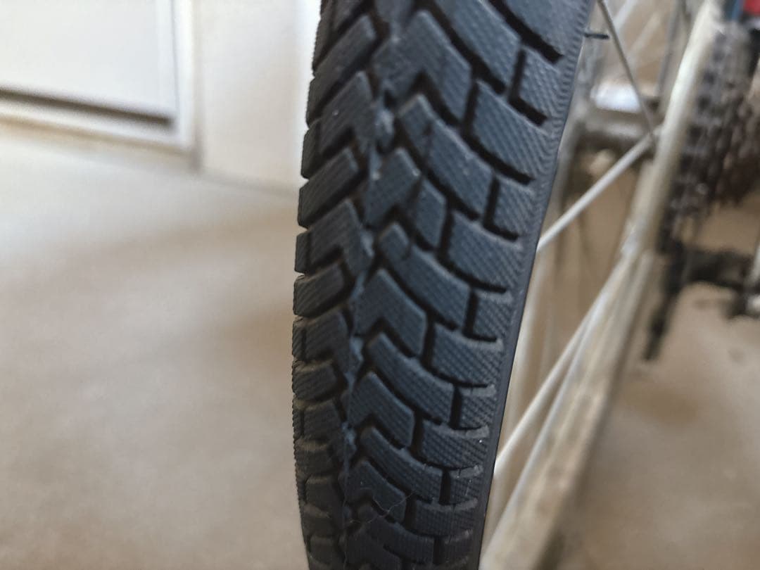 アサヒサイクル 子供用自転車 ホワイト/ブルー 前面バスケット付き 24インチ