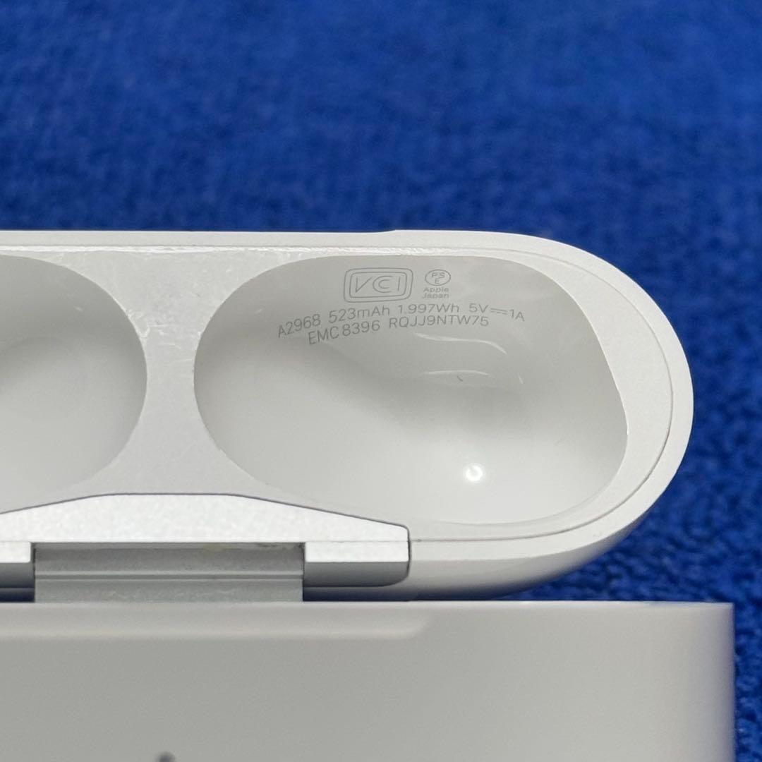 【おまけ付】Apple AirPods Pro 第2世代 USB-C 充電ケース